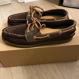Women’s Sperry Top-Sider Dark Brown Shoes. Size 8